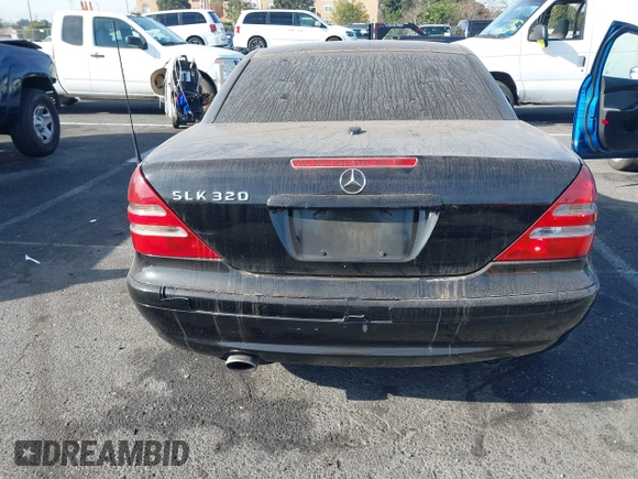 2003 Mercedes-Benz SLK 320 with VIN WDBKK65FX3F283784, listed as a IAAI auction lot 41152256 with 147,594 mi miles and . Bid and sale history available at DreamBid. Image 16.