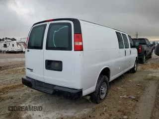 2014 Chevrolet Express Cargo Van with VIN 1GCWGGBA3E1213546, listed as a Copart auction lot 77206984 with 309,311 mi miles and Clean Title. Bid and sale history available at carsss.com. Image 3.