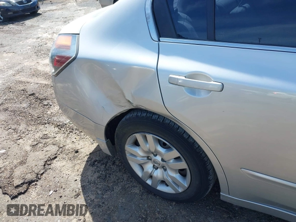 2012 Nissan Altima 2.5 S with VIN 1N4AL2AP2CN408225, listed as a IAAI auction lot 41845566 with 142,093 mi miles. Bid and sale history available at carsss.com. Image 6.