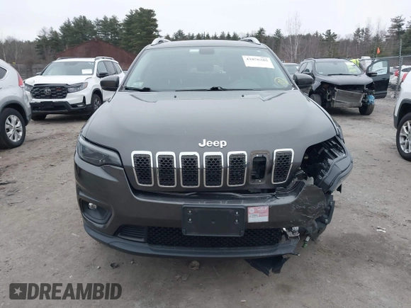 2020 Jeep Cherokee Altitude with VIN 1C4PJMLX8LD524764, listed as a IAAI auction lot 41076385 with 25,611 mi miles. Bid and sale history available at carsss.com. Image 12.