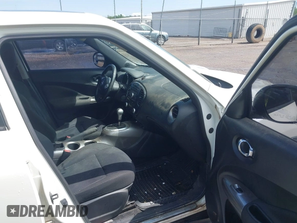 2013 Nissan Juke S with VIN JN8AF5MR4DT210456, listed as a IAAI auction lot 42100893 with 200,380 mi miles. Bid and sale history available at carsss.com. Image 5.