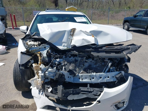 2016 Mazda Mazda3 i Grand Touring with VIN 3MZBM1N78GM323015, listed as a IAAI auction lot 41781002 with 1 mi miles. Bid and sale history available at carsss.com. Image 12.