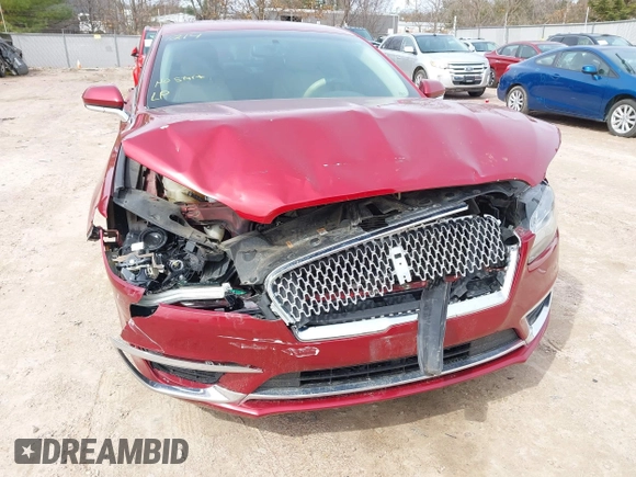 2017 Lincoln MKZ Reserve z VIN 3LN6L5E97HR638047, wystawiony jako IAAI lot #41911214 z przebiegiem 135 491 mil mil oraz . Historia ofert i sprzedaży dostępna na DreamBid. Obrazek 6.