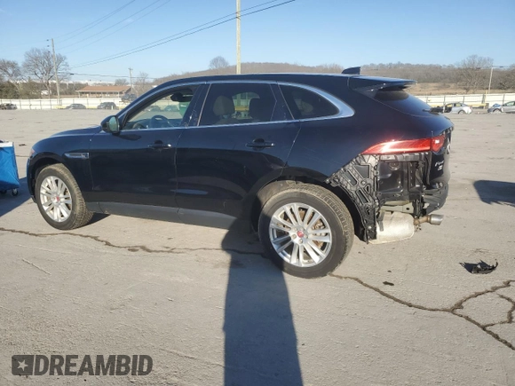 2019 Jaguar F-Pace 25t Prestige z VIN SADCK2GX1KA392655, wystawiony jako Copart lot #45329075 z przebiegiem 92 332 mil mil oraz Nie do naprawy • Non repairable. Historia ofert i sprzedaży dostępna na DreamBid. Obrazek 2.