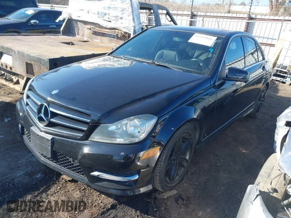 2014 Mercedes-Benz C-Class C 250 Sport with VIN WDDGF4HB6ER320555, listed as a IAAI auction lot 41339486 with 77,886 mi miles. Bid and sale history available at carsss.com. Image 17.