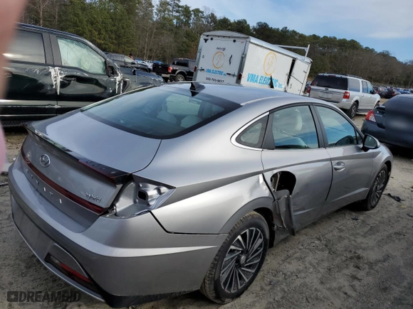 2021 Hyundai Sonata Hybrid SEL with VIN KMHL34JJ9MA024151, listed as a Copart auction lot 86343034 with 73,746 mi miles and Salvage Title. Bid and sale history available at carsss.com. Image 3.