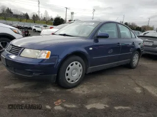 2000 Volkswagen Passat z VIN WVWMA23B1YP349887, wystawiony jako Copart lot #43665015 z przebiegiem 127 831 mil mil oraz Szkoda całkowita • Salvage title. Historia ofert i sprzedaży dostępna na DreamBid. Obrazek 1.