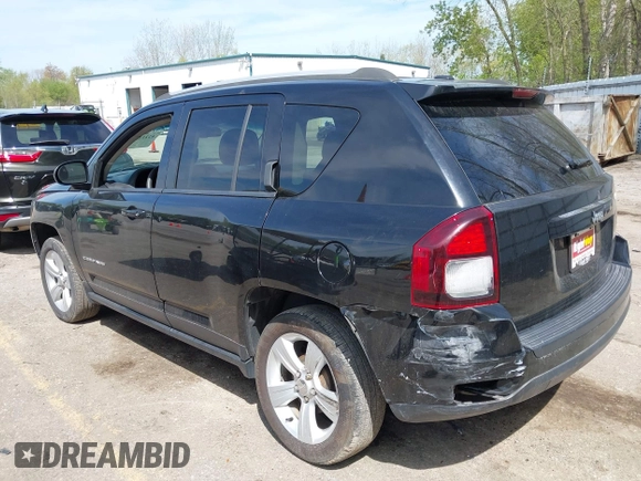 2016 Jeep Compass Sport with VIN 1C4NJCBA2GD641289, listed as a IAAI auction lot 42212542 with 121,447 mi miles and . Bid and sale history available at DreamBid. Image 3.