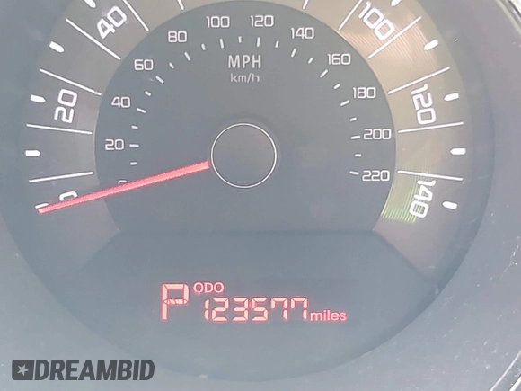 2011 Kia Soul + with VIN KNDJT2A23B7267442, listed as a IAAI auction lot 41671119 with 123,577 mi miles. Bid and sale history available at carsss.com. Image 15.
