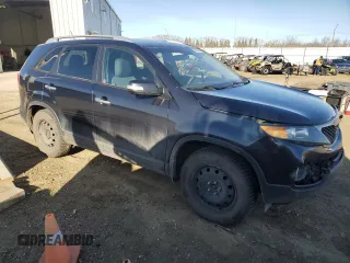 2013 Kia Sorento LX with VIN 5XYKT3A65DG365651, listed as a Copart auction lot 52599455 with 240,925 mi miles and Salvage Title. Bid and sale history available at carsss.com. Image 4.