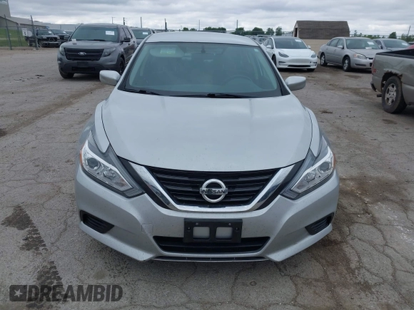 2017 Nissan Altima SV with VIN 1N4AL3AP9HC476384, listed as a IAAI auction lot 42331324 with 175,795 mi miles and . Bid and sale history available at DreamBid. Image 6.
