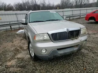 2004 Lincoln Aviator Luxury z VIN 5LMEU88H64ZJ43791, wystawiony jako Copart lot #44584045 z przebiegiem Nie podano mil oraz Czysty tytuł • Clean title. Historia ofert i sprzedaży dostępna na DreamBid. Obrazek 12.