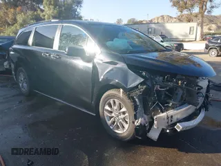 2022 Toyota Sienna LE с VIN 5TDBRKEC3NS092996, выставлен на аукционе IAAI как лот 41724114 с пробегом 46 308 миль миль и . История ставок и продаж доступна на DreamBid. Изображение 1.
