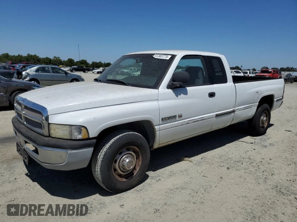 2001 Dodge 2500 z VIN 3B7KC23Z01G758102, wystawiony jako Copart lot #61303775 z przebiegiem 164 067 mil mil oraz Czysty tytuł • Clean title. Historia ofert i sprzedaży dostępna na DreamBid. Obrazek 1.