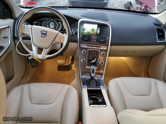 2015 Volvo XC60 T6 Platinum with VIN YV4902RM6F2666573, listed as a Copart auction lot 79528664 with 60,711 mi miles and Salvage Title. Bid and sale history available at carsss.com. Image 8.