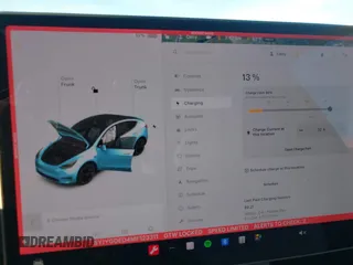 2021 Tesla Model Y Standard Range z VIN 5YJYGDED4MF123311, wystawiony jako IAAI lot #41200519 z przebiegiem 70 190 mil mil oraz . Historia ofert i sprzedaży dostępna na DreamBid. Obrazek 17.