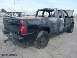 2003 Chevrolet Silverado 1500 LT with VIN 2GCEC19T231125767, listed as a IAAI auction lot 41754746 with 1 mi miles. Bid and sale history available at carsss.com. Image 4.