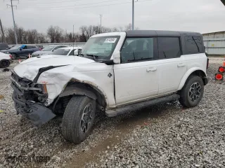 2023 Ford Bronco with VIN 1FMEE5BPXPLB65282, listed as a Copart auction lot 85742694 with 36,520 mi miles and Salvage Title. Bid and sale history available at carsss.com. Image 1.