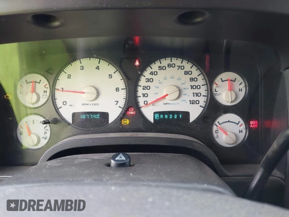 2005 Dodge 1500 ST with VIN 1D7HU18N85S317703, listed as a IAAI auction lot 41192600 with 187,740 mi miles and . Bid and sale history available at DreamBid. Image 7.