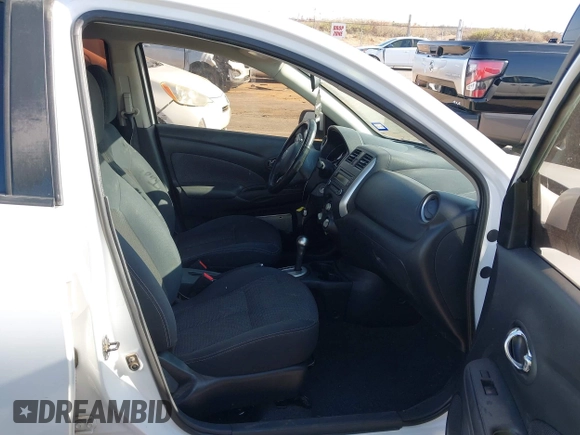 2014 Nissan Versa SV with VIN 3N1CN7AP6EL818719, listed as a IAAI auction lot 41958349 with 71,208 mi miles. Bid and sale history available at carsss.com. Image 5.