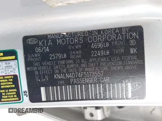 2015 Kia Cadenza Premium with VIN KNALN4D74F5173557, listed as a IAAI auction lot 41702351 with 104,087 mi miles and . Bid and sale history available at carsss.com. Image 9.