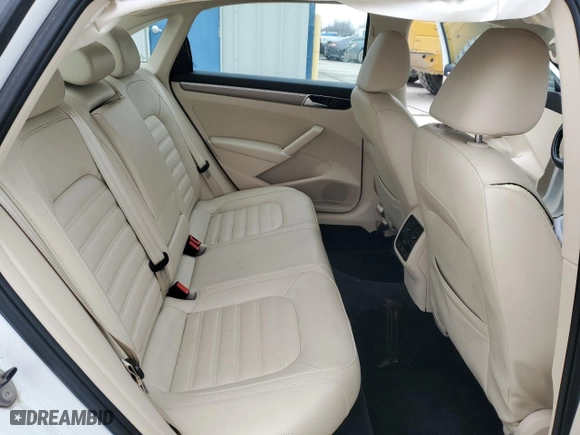 2016 Volkswagen Passat 1.8T SEL Premium with VIN 1VWCS7A36GC067409, listed as a Copart auction lot 44623395 with 125,139 mi miles and Salvage Title. Bid and sale history available at carsss.com. Image 10.