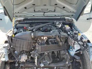 2024 Jeep Wrangler Sahara z VIN 1C4PJXEG2RW263319, wystawiony jako Copart lot #55074775 z przebiegiem 10 867 mil mil oraz Szkoda całkowita • Salvage title. Historia ofert i sprzedaży dostępna na DreamBid. Obrazek 12.