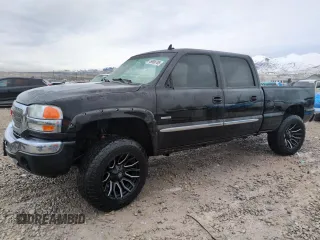 2006 GMC Sierra 2500HD SL with VIN 1GTHK23D46F237037, listed as a Copart auction lot 49908785 with 108,816 mi miles and Clean title. Bid and sale history available at DreamBid. Image 1.