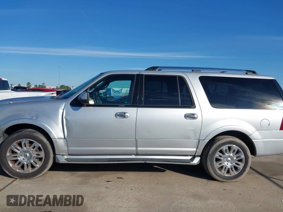 2013 Ford Expedition EL Limited with VIN 1FMJK1K50DEF59369, listed as a IAAI auction lot 41304762 with 147,215 mi miles. Bid and sale history available at carsss.com. Image 15.