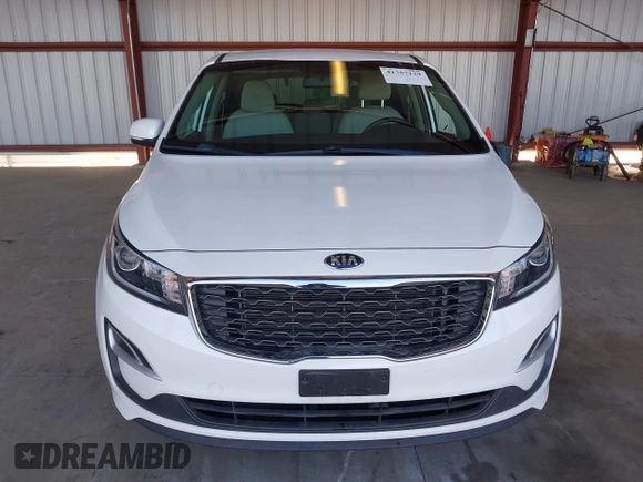 2021 Kia Sedona LX with VIN KNDMB5C15M6669588, listed as a IAAI auction lot 41757129 with 14,738 mi miles. Bid and sale history available at carsss.com. Image 12.