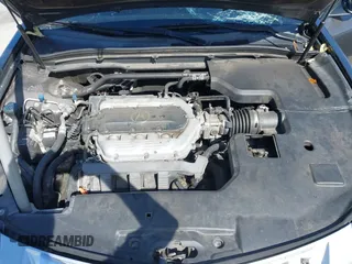 2010 Acura TL Tech with VIN 19UUA8F54AA025786, listed as a IAAI auction lot 40764105 with 154,130 mi miles. Bid and sale history available at carsss.com. Image 10.