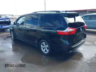 2020 Toyota Sienna LE Auto Access Seat with VIN 5TDKZ3DC0LS034445, listed as a IAAI auction lot 41445270 with 37,881 mi miles. Bid and sale history available at carsss.com. Image 3.