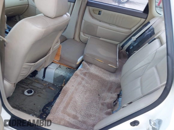 2000 Toyota Avalon XL with VIN 4T1BF28BXYU100079, listed as a IAAI auction lot 41925779 with 126,463 mi miles and . Bid and sale history available at DreamBid. Image 8.
