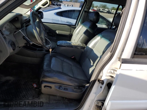2004 Ford Explorer Sport Trac XLS с VIN 1FMZU67K84UA83242, выставлен на аукционе Copart как лот 50151004 с пробегом Не указан миль и Списание • Salvage title. История ставок и продаж доступна на DreamBid. Изображение 7.
