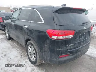 2017 Kia Sorento LX with VIN 5XYPGDA33HG288273, listed as a IAAI auction lot 41553468 with 116,362 mi miles. Bid and sale history available at carsss.com. Image 3.