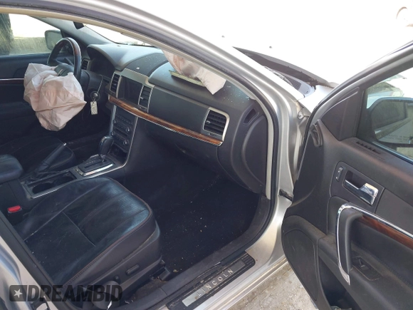 2012 Lincoln MKZ Hybrid with VIN 3LNDL2L3XCR805725, listed as a IAAI auction lot 41801213 with 130,587 mi miles and . Bid and sale history available at DreamBid. Image 5.