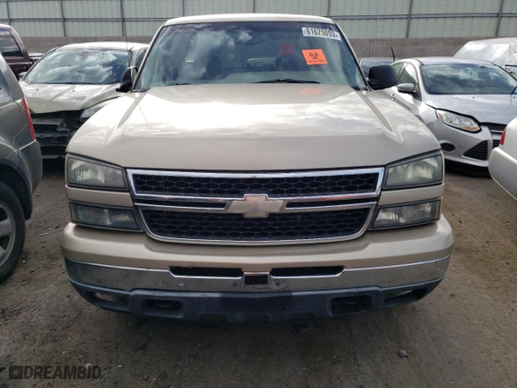 2006 Chevrolet Silverado 1500 LS with VIN 1GCEC19XX6Z160782, listed as a Copart auction lot 79775684 with 134,961 mi miles and Salvage Title. Bid and sale history available at carsss.com. Image 5.