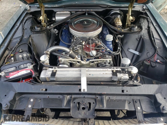 1966 Ford Thunderbird with VIN 6Y87Z137821, listed as a Copart auction lot 83192604 with 97,481 mi miles and Clean Title. Bid and sale history available at DreamBid. Image 11.