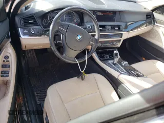 2013 BMW 5 Series 528i xDrive with VIN WBAXH5C55DD106628, listed as a Copart auction lot 49565214 with 123,709 mi miles and Salvage Title. Bid and sale history available at carsss.com. Image 8.