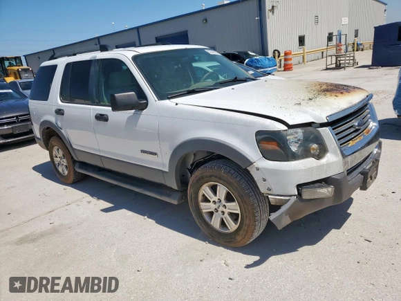2006 Ford Explorer XLT with VIN 1FMEU73E36UA80451, listed as a Copart auction lot 52028635 with 189,647 mi miles and Salvage Title. Bid and sale history available at carsss.com. Image 4.