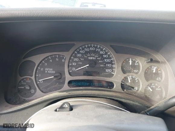 2005 GMC Yukon Denali with VIN 1GKEK63U85J227024, listed as a IAAI auction lot 40773533 with 177,235 mi miles. Bid and sale history available at carsss.com. Image 7.
