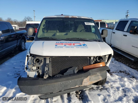 2007 Chevrolet Express Cargo Van with VIN 1GCFG15X171223833, listed as a Copart auction lot 88863775 with 117,731 mi miles and Salvage Title. Bid and sale history available at carsss.com. Image 5.