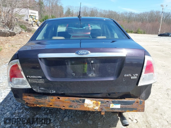 2007 Ford Fusion SEL with VIN 3FAHP02197R189283, listed as a IAAI auction lot 42008917 with 139,508 mi miles. Bid and sale history available at carsss.com. Image 17.