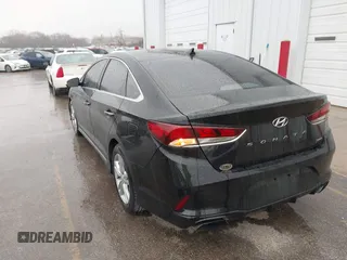 2018 Hyundai Sonata Limited with VIN 5NPE34AF2JH627102, listed as a IAAI auction lot 41839621 with 161,943 mi miles. Bid and sale history available at carsss.com. Image 3.