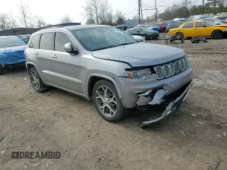 2019 Jeep Grand Cherokee Overland with VIN 1C4RJFCG9KC840084, listed as a Copart auction lot 47440845 with 101,281 mi miles and Salvage Title. Bid and sale history available at carsss.com. Image 11.