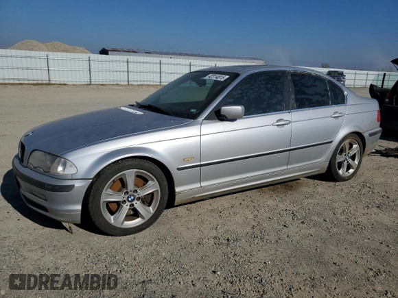 2001 BMW 3 Series 330i with VIN WBAAV53451FJ71310, listed as a Copart auction lot 42214815 with 228,645 mi miles and Salvage Title. Bid and sale history available at carsss.com. Image 1.