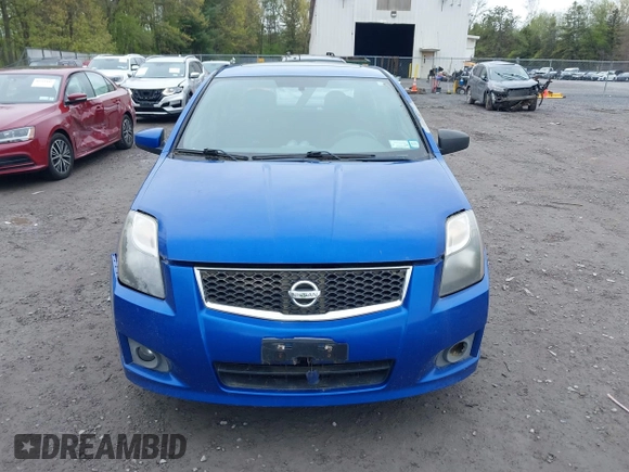 2011 Nissan Sentra SE-R z VIN 3N1BB6AP1BL606935, wystawiony jako IAAI lot #42233917 z przebiegiem 204 941 mil mil oraz . Historia ofert i sprzedaży dostępna na DreamBid. Obrazek 6.