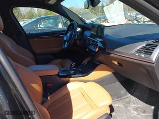 2022 BMW X4 xDrive30i with VIN 5UX33DT01N9K26959, listed as a IAAI auction lot 41835053 with 39,685 mi miles. Bid and sale history available at carsss.com. Image 5.