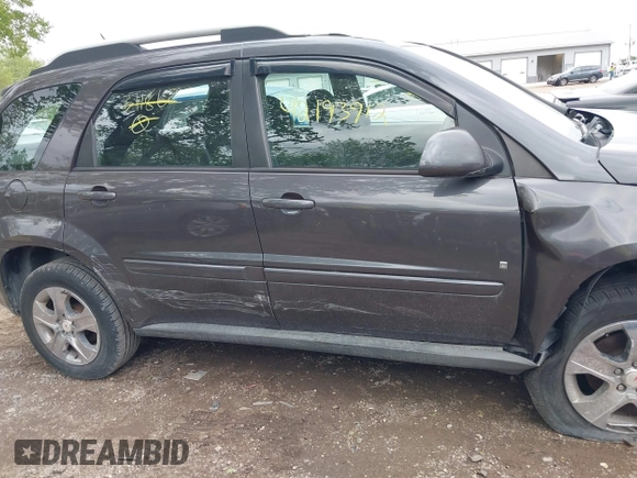 2008 Pontiac Torrent z VIN 2CKDL33FX86311862, wystawiony jako IAAI lot #42193912 z przebiegiem 226 394 mil mil oraz . Historia ofert i sprzedaży dostępna na DreamBid. Obrazek 12.