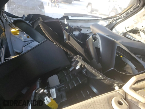 2024 Subaru Outback Limited XT z VIN 4S4BTGND3R3137901, wystawiony jako Copart lot #75990054 z przebiegiem 5 760 mil mil oraz Szkoda całkowita • Salvage title. Historia ofert i sprzedaży dostępna na DreamBid. Obrazek 13.